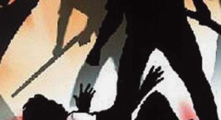 पति के साथ मिलकर पत्नी ने किया प्रेमी का कत्ल, आरोपी गिरफ्तार पति के साथ मिलकर पत्नी ने किया प्रेमी का कत्ल, आरोपी गिरफ्तार