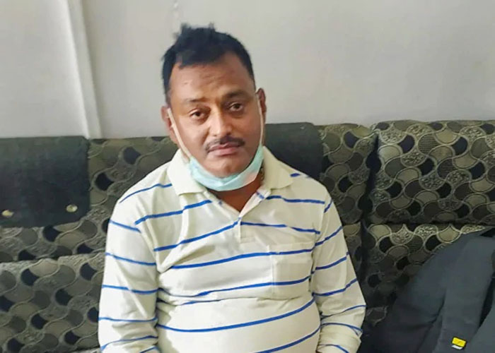 एनकाउंटर में मारा गया विकास दुबे, जानें कैसे मोस्टवॉटेड हुआ ढेर, देखें तस्वीरें... एनकाउंटर में मारा गया विकास दुबे, जानें कैसे मोस्टवॉटेड हुआ ढेर, देखें तस्वीरें...