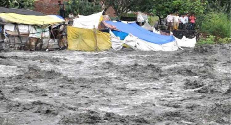 बिहार में बाढ़ से 3 और लोगों की मौत बिहार में बाढ़ से 3 और लोगों की मौत