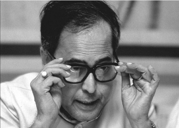 देश के पूर्व राष्ट्रपति प्रणब मुखर्जी की यादें.... देखें इन तस्वीरों में.... देश के पूर्व राष्ट्रपति प्रणब मुखर्जी की यादें.... देखें इन तस्वीरों में....