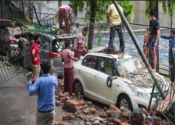 दिल्ली-गुरुग्राम का हाल बारिश से हुआ बुरा हाल, इलाकों में भरा पानी, ट्रैफिक जाम, देखें तस्वीरें... दिल्ली-गुरुग्राम का हाल बारिश से हुआ बुरा हाल, इलाकों में भरा पानी, ट्रैफिक जाम, देखें तस्वीरें...