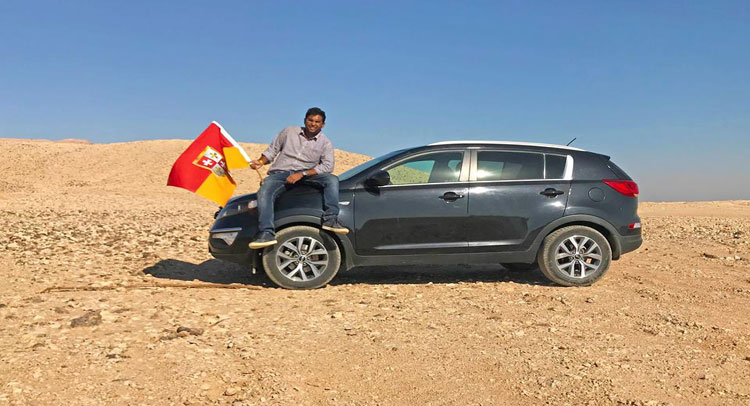 भारत के इस शख्स ने बनाया अपना नया देश, UN से मांगी मान्यता भारत के इस शख्स ने बनाया अपना नया देश, UN से मांगी मान्यता