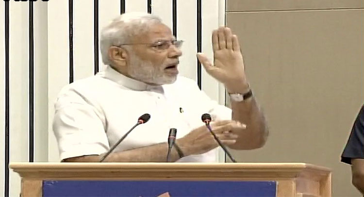 CSIR के प्लैटिनम जुलबी पर बोले PM मोदी, आयुर्वेदिक दवा का उठाया मुद्दा CSIR के प्लैटिनम जुलबी पर बोले PM मोदी, आयुर्वेदिक दवा का उठाया मुद्दा