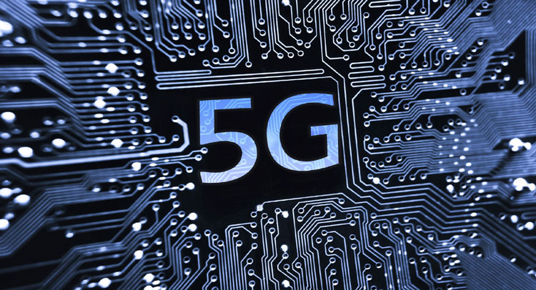इंटरनेट स्पीड की नहीं होगी कोई टेंशन, अब सरकार लाएगी 5G नेटवर्क इंटरनेट स्पीड की नहीं होगी कोई टेंशन, अब सरकार लाएगी 5G नेटवर्क