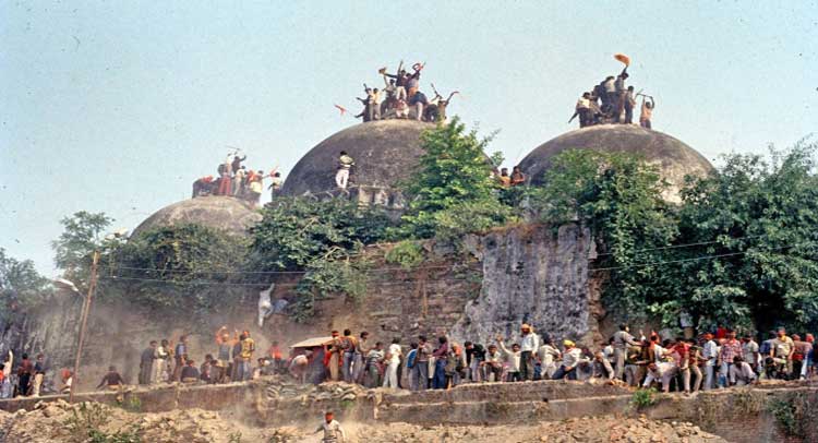 बाबरी मस्जिद विध्वंस: 25वीं बरसी पर निकाला मार्च, मनाया काला दिवस बाबरी मस्जिद विध्वंस: 25वीं बरसी पर निकाला मार्च, मनाया काला दिवस