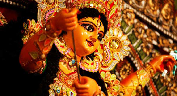 दुर्गा पूजा के मौके पर छोटे बंगाल के रूप में नजर आती है दिल्ली दुर्गा पूजा के मौके पर छोटे बंगाल के रूप में नजर आती है दिल्ली