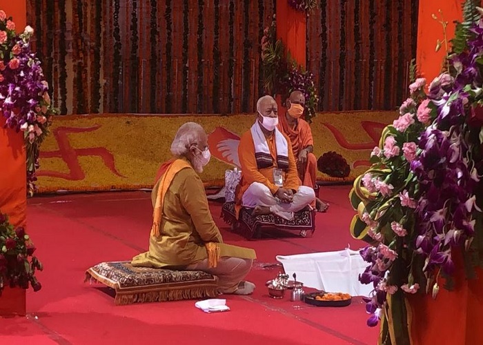 देश के लिए ऐतिहासिक दिन, अयोध्या में भूमिपूजन की देखें तस्वीरें... देश के लिए ऐतिहासिक दिन, अयोध्या में भूमिपूजन की देखें तस्वीरें...