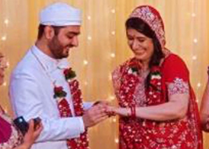 शादी के बंधन में बंधे फिल्म 'कुछ कुछ होता है' से सबका दिल जीतने वाले परजान, देखें तस्वीरें शादी के बंधन में बंधे फिल्म 'कुछ कुछ होता है' से सबका दिल जीतने वाले परजान, देखें तस्वीरें