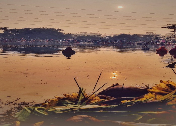 कोरोना काल में ऐसे मनाया जा रहा है छठ पर्व, देखें तैयारियों की तस्वीरें.... कोरोना काल में ऐसे मनाया जा रहा है छठ पर्व, देखें तैयारियों की तस्वीरें....