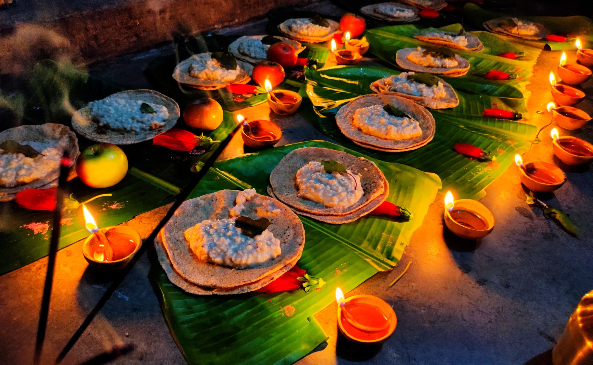 कोरोना काल में ऐसे मनाया जा रहा है छठ पर्व, देखें तैयारियों की तस्वीरें.... कोरोना काल में ऐसे मनाया जा रहा है छठ पर्व, देखें तैयारियों की तस्वीरें....