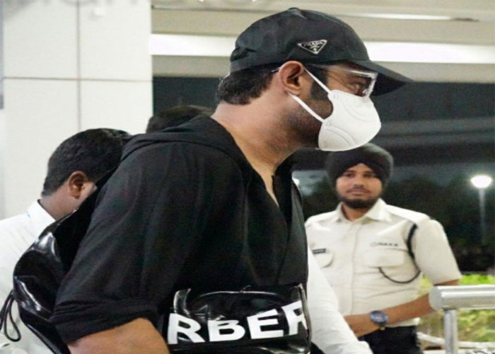 कोरोना वायरस से निपटने के लिए Bollywood ने उठाए ये बड़े कदम कोरोना वायरस से निपटने के लिए Bollywood ने उठाए ये बड़े कदम