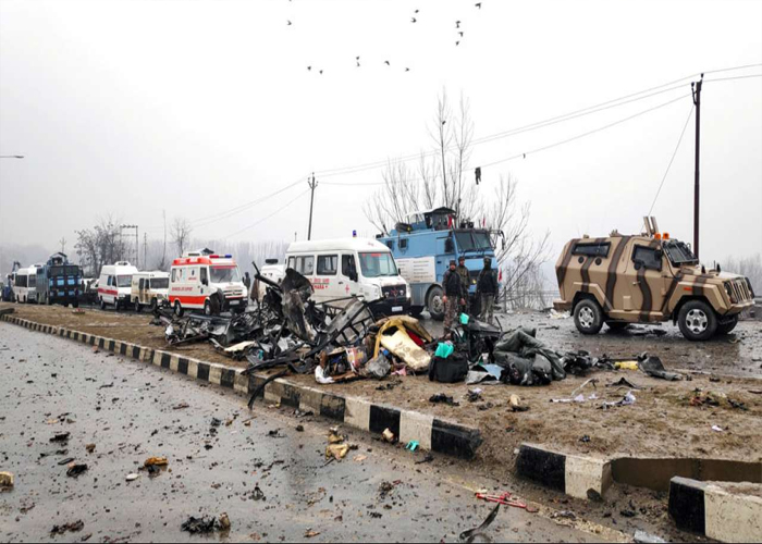 Pulwama Attack: CRPF के शहीदों को देश ने किया सलाम, लिखा हम नहीं भूलेंगे-हम नहीं माफ करेंगे, देखें तस्वीरें Pulwama Attack: CRPF के शहीदों को देश ने किया सलाम, लिखा हम नहीं भूलेंगे-हम नहीं माफ करेंगे, देखें तस्वीरें