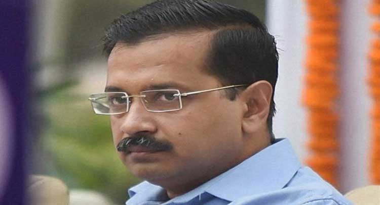 टैक्सी चालकों ने मांगों को लेकर AAP के खिलाफ निकाली रैली टैक्सी चालकों ने मांगों को लेकर AAP के खिलाफ निकाली रैली