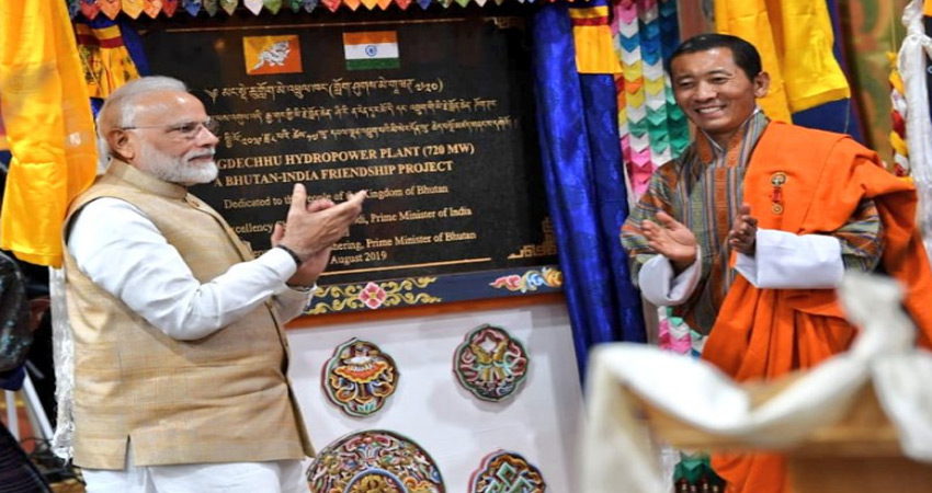 मोदी ने भूटान में मांगदेछू पनबिजली परियोजना का किया उद्घाटन मोदी ने भूटान में मांगदेछू पनबिजली परियोजना का किया उद्घाटन