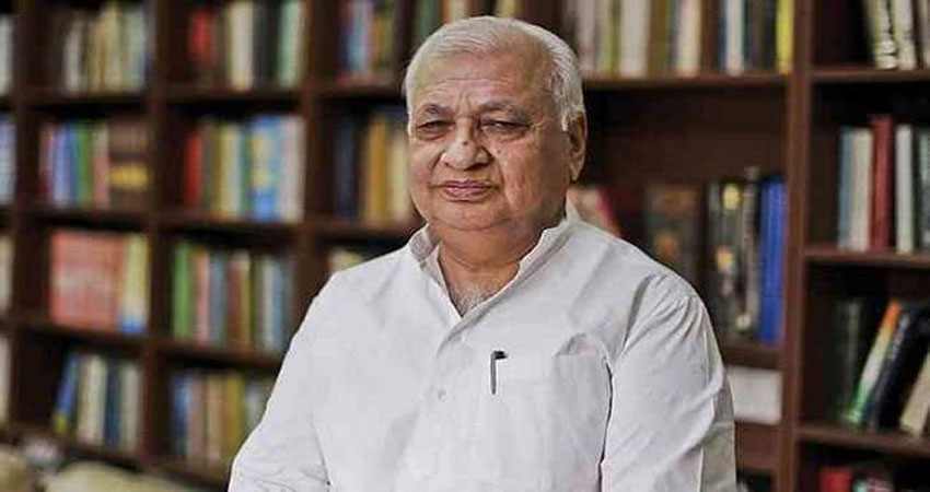 केरल: आखिर आरिफ ने सीएए विरोधी प्रस्ताव पढ़ ही दिया केरल: आखिर आरिफ ने सीएए विरोधी प्रस्ताव पढ़ ही दिया