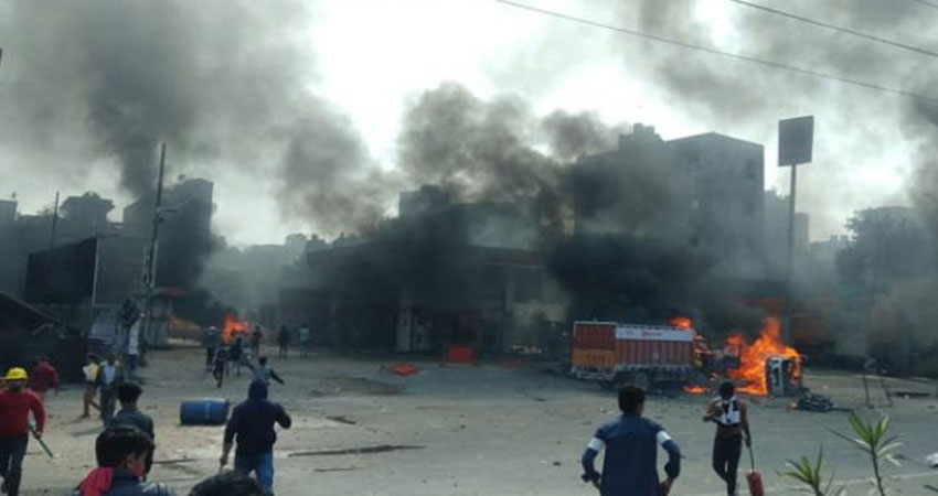#DelhiRiots: अब तक 25 की मौत, केजरीवाल ने सेना तैनाती की मांग की #DelhiRiots: अब तक 25 की मौत, केजरीवाल ने सेना तैनाती की मांग की