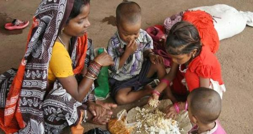 सीमित परिवार ‘महिलाओं की पहल’ से ही संभव सीमित परिवार ‘महिलाओं की पहल’ से ही संभव