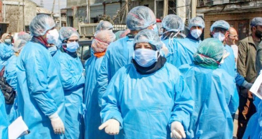 Coronavirus Live: बीते 24 घंटे में 5242 पॉजिटिव केस तो 157 लोगों की गई जान Coronavirus Live: बीते 24 घंटे में 5242 पॉजिटिव केस तो 157 लोगों की गई जान
