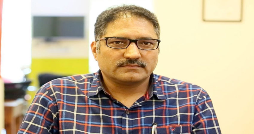 शुजात बुखारी को मारने वाले तीनों संदिग्ध की हुई पहचान, लश्कर के आतंकी निकले हत्यारे! शुजात बुखारी को मारने वाले तीनों संदिग्ध की हुई पहचान, लश्कर के आतंकी निकले हत्यारे!