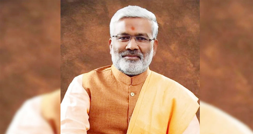 UP: BJP प्रदेश अध्यक्ष ने जारी की क्षेत्रीय अध्यक्षों की लिस्ट, पश्चिम और अवध क्षेत्र में हुए बदलाव UP: BJP प्रदेश अध्यक्ष ने जारी की क्षेत्रीय अध्यक्षों की लिस्ट, पश्चिम और अवध क्षेत्र में हुए बदलाव