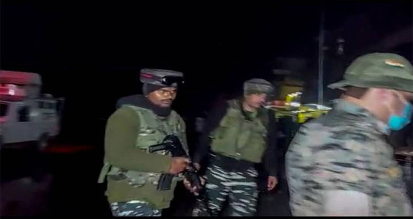 दक्षिण कश्मीर में आतंकवादियों ने बिहार के दो और मजदूरों की हत्या की दक्षिण कश्मीर में आतंकवादियों ने बिहार के दो और मजदूरों की हत्या की