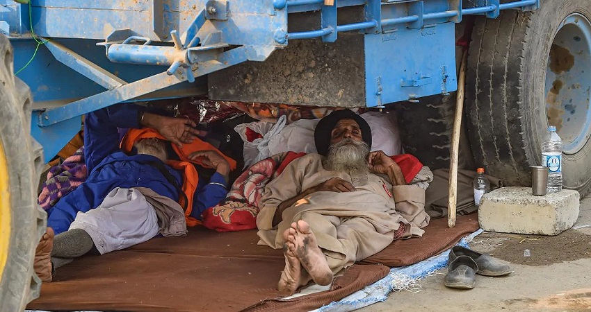 किसान आंदोलनः 60 साल के किसान की टिकरी बॉर्डर पर गला रेतकर हत्या किसान आंदोलनः 60 साल के किसान की टिकरी बॉर्डर पर गला रेतकर हत्या