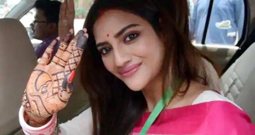 सांसद नुसरत जहां ने वीडियो चैट ऐप के खिलाफ की शिकायत, बिना अनुमति इस्तेमाल की फोटो सांसद नुसरत जहां ने वीडियो चैट ऐप के खिलाफ की शिकायत, बिना अनुमति इस्तेमाल की फोटो