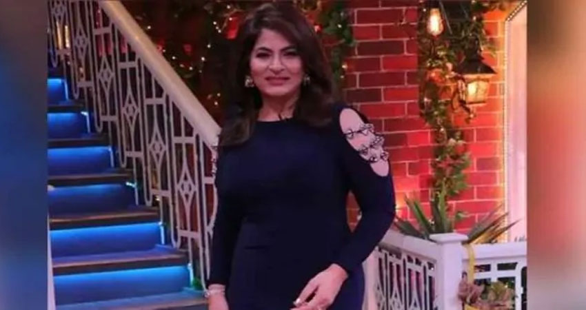मदद के लिए आगे आईं अर्चना पूरन सिंह हुई ट्रोल, यूजर्स ने कहा- शो ऑफ करना गलत मदद के लिए आगे आईं अर्चना पूरन सिंह हुई ट्रोल, यूजर्स ने कहा- शो ऑफ करना गलत