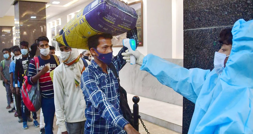 देश में कोरोना कहर, 10 राज्यों में रोजाना तेजी से बढ़ रहे नए मामले देश में कोरोना कहर, 10 राज्यों में रोजाना तेजी से बढ़ रहे नए मामले