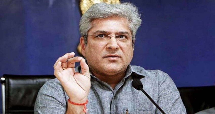 DTC बसों पर रहेगी हर पल नजर, लाइव मॉनिटरिंग को कमांड एंड कंट्रोलिंग सेंटर पूरी तरह तैयार DTC बसों पर रहेगी हर पल नजर, लाइव मॉनिटरिंग को कमांड एंड कंट्रोलिंग सेंटर पूरी तरह तैयार