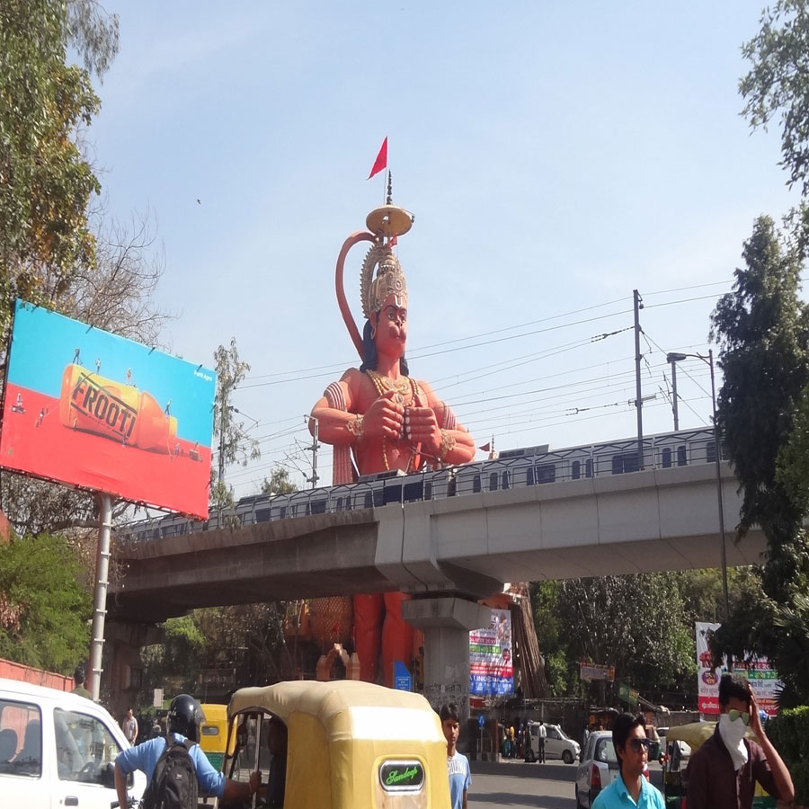दिल्ली HC ने पूछा, अवैध रूप से बनाए मंदिर से ईश्वर तक पहुंचेगी प्रार्थना? दिल्ली HC ने पूछा, अवैध रूप से बनाए मंदिर से ईश्वर तक पहुंचेगी प्रार्थना?