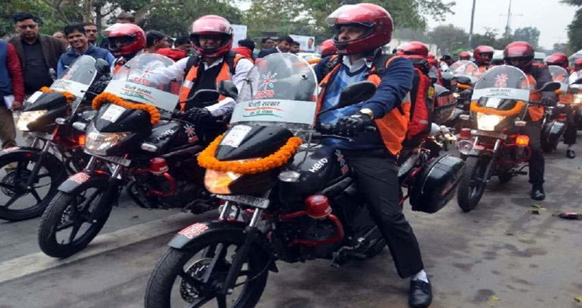 मरीजों को अस्पताल पहुंचाना हुआ आसान, मुख्यमंत्री ने 16 बाइक एम्बूलेंस को किया रवाना मरीजों को अस्पताल पहुंचाना हुआ आसान, मुख्यमंत्री ने 16 बाइक एम्बूलेंस को किया रवाना