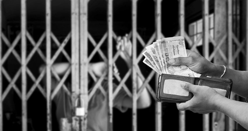 छात्राओं को बेचने के लिए चंडीगढ़ ले गई दंपति, एक आरोपी को पुलिस ने दबोचा छात्राओं को बेचने के लिए चंडीगढ़ ले गई दंपति, एक आरोपी को पुलिस ने दबोचा