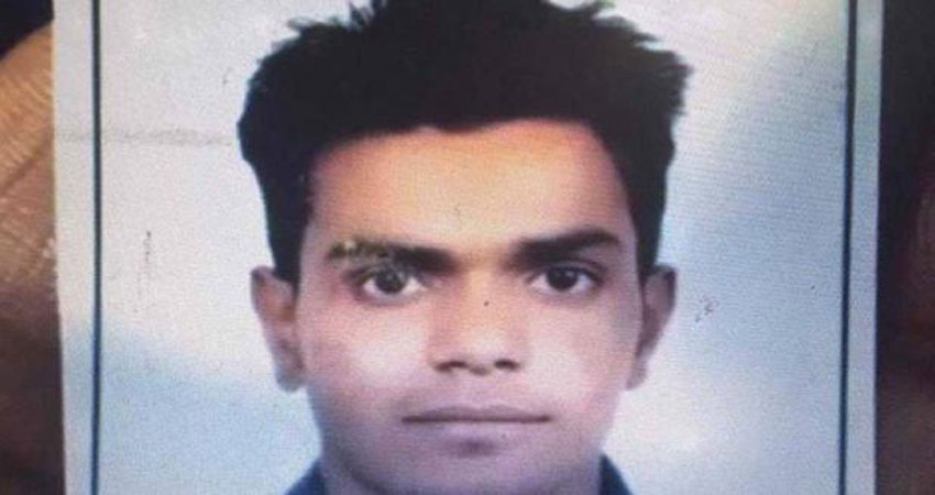 6 दिन से लापता टैटू आर्टिस्ट की निर्मम हत्या, झाडियों में मिला सिर कटा शव 6 दिन से लापता टैटू आर्टिस्ट की निर्मम हत्या, झाडियों में मिला सिर कटा शव