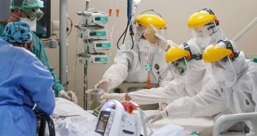 Coronavirus: अमेरिका में हर दिन बढ़ रहा मौत का आंकड़ा, ट्रंप बोले- 2020 के अंत तक मिलेगी वैक्सीन Coronavirus: अमेरिका में हर दिन बढ़ रहा मौत का आंकड़ा, ट्रंप बोले- 2020 के अंत तक मिलेगी वैक्सीन