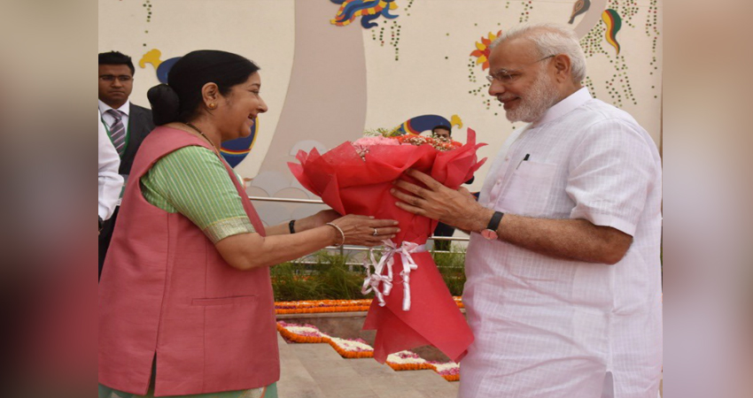 PM मोदी ने सुषमा स्वराज को उनके जन्मदिन पर किया याद, कहा- वो असाधारण और उत्कृष्ट मंत्री थीं PM मोदी ने सुषमा स्वराज को उनके जन्मदिन पर किया याद, कहा- वो असाधारण और उत्कृष्ट मंत्री थीं