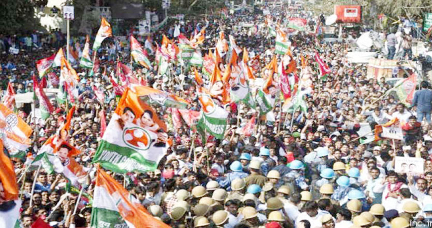 गांधी के सिद्धांतों को याद कर कांग्रेस कमेटी ने किया बच्चों के साथ प्रदर्शन, BJP पर लगाए आरोप गांधी के सिद्धांतों को याद कर कांग्रेस कमेटी ने किया बच्चों के साथ प्रदर्शन, BJP पर लगाए आरोप