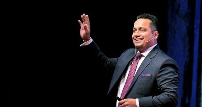 आत्मनिर्भर भारत के लिए आगे आये डॉक्टर विवेक बिंद्रा आत्मनिर्भर भारत के लिए आगे आये डॉक्टर विवेक बिंद्रा
