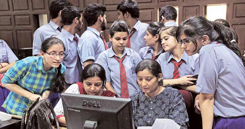 Bihar Board 2018: सिमुलतला की प्रेरणा राज ने किया टॉप, यहां चेक करें रिजल्ट Bihar Board 2018: सिमुलतला की प्रेरणा राज ने किया टॉप, यहां चेक करें रिजल्ट