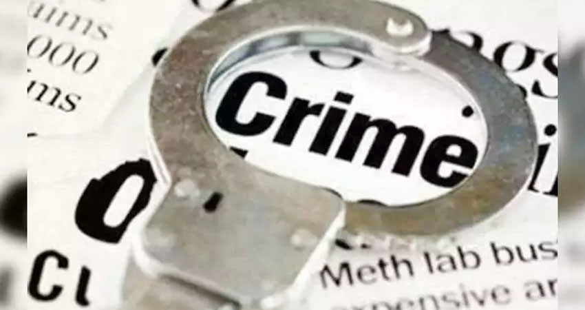 Noida: आइसोलेशन वार्ड में कोरोना मरीज से छेड़छाड़ मामले में डॉक्टर ने महिला को भेजे Suicide मैसेज Noida: आइसोलेशन वार्ड में कोरोना मरीज से छेड़छाड़ मामले में डॉक्टर ने महिला को भेजे Suicide मैसेज