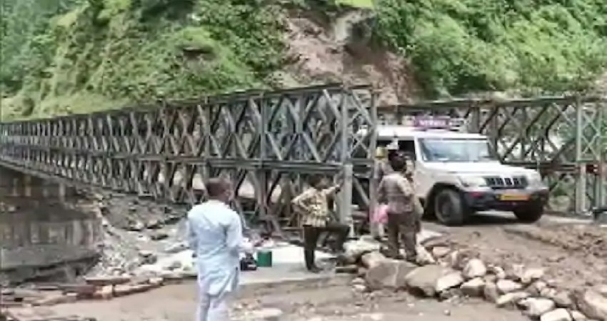 चीन सीमा के नजदीक BRO ने बनाया महत्वपूर्ण पुल, 180 फुट है लंबा चीन सीमा के नजदीक BRO ने बनाया महत्वपूर्ण पुल, 180 फुट है लंबा