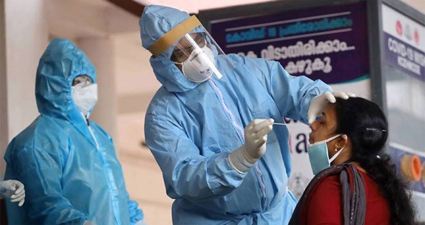 केरल में कोरोना का कहर थमने का नहीं ले रहा नाम, सांसत में सरकार केरल में कोरोना का कहर थमने का नहीं ले रहा नाम, सांसत में सरकार