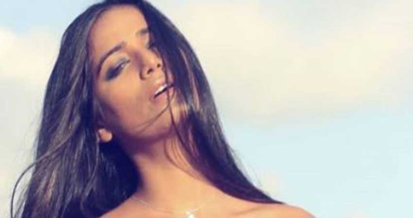 पूनम पांडे ने Boyfriend संग शेयर की Bold तस्वीर, यूजर्स ने पूछा-इसके साथ कब डालोगी ''वैसा'' Video पूनम पांडे ने Boyfriend संग शेयर की Bold तस्वीर, यूजर्स ने पूछा-इसके साथ कब डालोगी ''वैसा'' Video