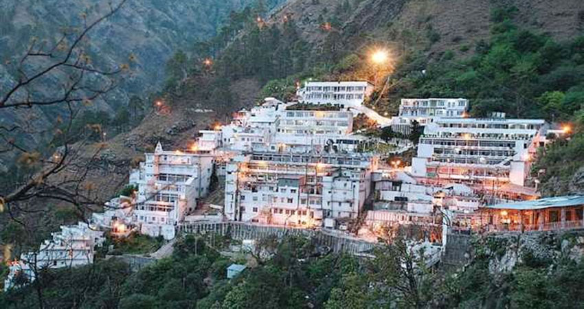 16 अगस्त से खुलेगा माता वैष्णो देवी का दरबार, इन शर्तों के साथ मिलेगी एंट्री 16 अगस्त से खुलेगा माता वैष्णो देवी का दरबार, इन शर्तों के साथ मिलेगी एंट्री
