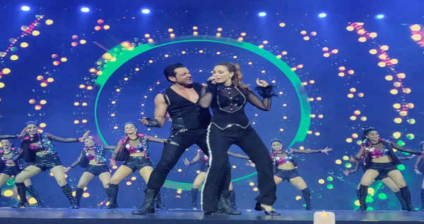 IIFA में दिखीं बॉबी देओल और यूलिया वंतूर की जबरदस्त केमिस्ट्री IIFA में दिखीं बॉबी देओल और यूलिया वंतूर की जबरदस्त केमिस्ट्री