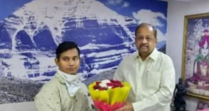 BJP माइनॉरिटी सेल का अध्यक्ष निकला बांग्लादेशी, कांग्रेस ने Video शेयर करते हुए साधा निशाना BJP माइनॉरिटी सेल का अध्यक्ष निकला बांग्लादेशी, कांग्रेस ने Video शेयर करते हुए साधा निशाना