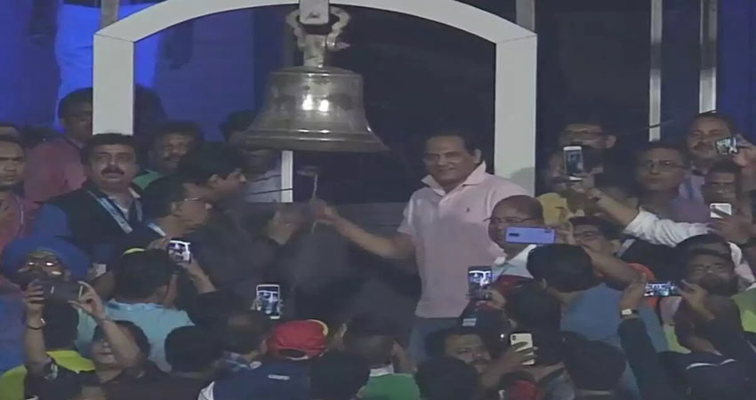 अजहरुद्दीन के बेल बजाने पर गौतम गंभीर ने BCCI पर खड़ा किया सवाल, कही ये बातक अजहरुद्दीन के बेल बजाने पर गौतम गंभीर ने BCCI पर खड़ा किया सवाल, कही ये बातक