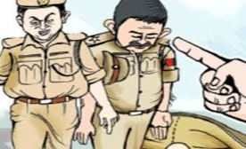 ओयो होटल में तीन पुलिसकर्मियों ने ऐसा क्या किया, जो हो गए निलंबित ओयो होटल में तीन पुलिसकर्मियों ने ऐसा क्या किया, जो हो गए निलंबित