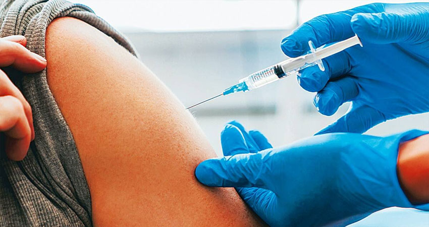 Vaccination प्रक्रिया ने पकड़ी रफ्तार, अब तक 17 करोड़ लोगों का हो चुका है टीकाकरण Vaccination प्रक्रिया ने पकड़ी रफ्तार, अब तक 17 करोड़ लोगों का हो चुका है टीकाकरण