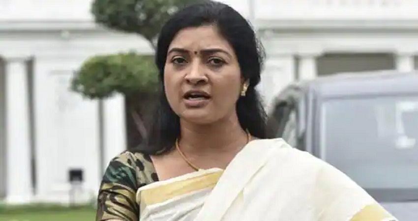 अलका लांबा का आरोप- ''ताना-शाह'' के आदेश पर दिल्ली पुलिस ने घर पर बनाया बंदी अलका लांबा का आरोप- ''ताना-शाह'' के आदेश पर दिल्ली पुलिस ने घर पर बनाया बंदी